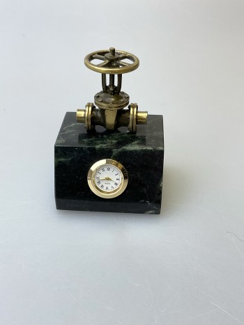 Настольные часы "Нефтегазовая труба", бронза, змеевик