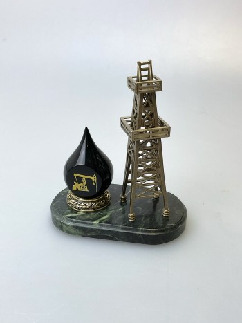 Статуэтка "Нефтяная вышка с каплей нефти", бронза, змеевик, акрил
