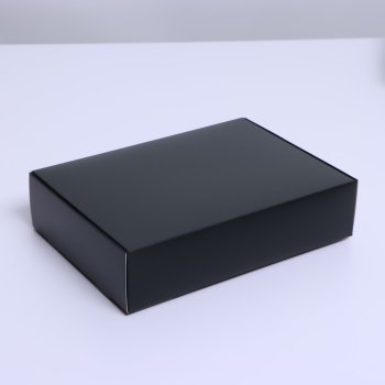 Подарочная коробка "Black" (21 х 15 х 5 см)