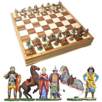 Шахматы "Куликовская битва" с оловянными фигурами раскрашенными