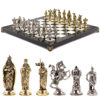 Шахматы "Крестоносцы" из мрамора с металлическими фигурами (44 x 44 x 3 см)