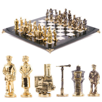 Подарочные шахматы "Железнодорожники" из мрамора и змеевика (40 х 40 х 1,5 см)