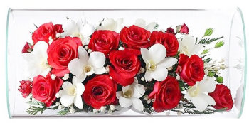 Красные розы и белые орхидеи в стекле (32 см)