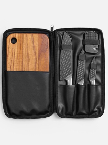 Набор ножей с разделочной доской и точилкой в чехле