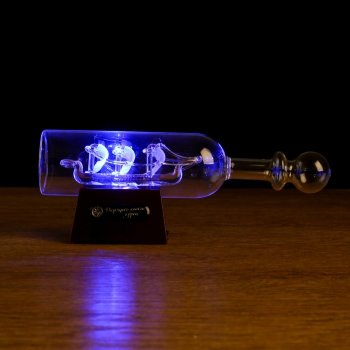 Модель корабля в бутылке с подсветкой "Корабль удачи" (16 х 7 х 5,5 см)