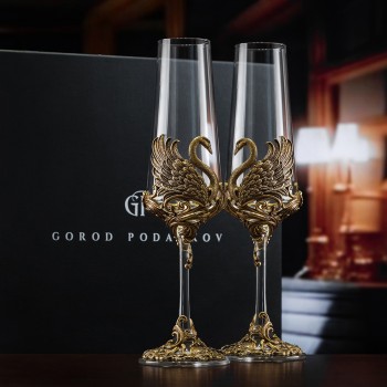 Набор из двух бокалов для шампанского "Лебеди" из стекла и латуни в коробке (160 мл)