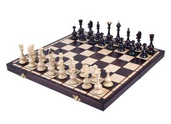 Шахматы "Бескид" с резными фигурами (49 см)