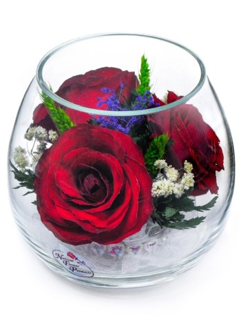 Композиция из роз в стекле (выс. 8,5 см, диам. 9 см)