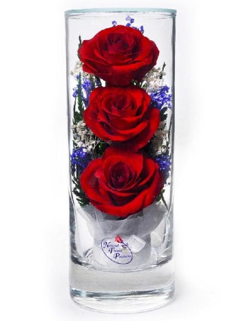Композиция из роз в стекле (выс. 16 см)