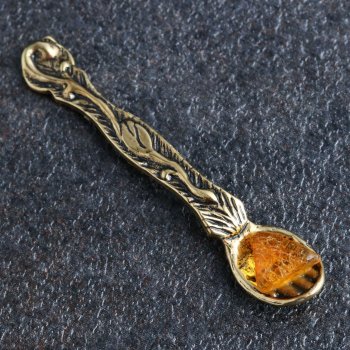 Кошельковый сувенир "Ложка-загребушка" с янтарём